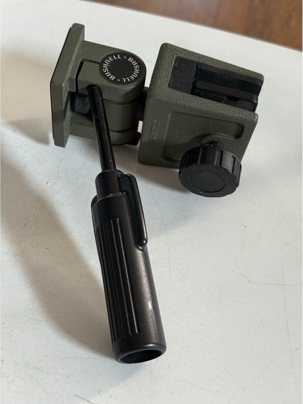 Vintage Bushnell Tabletop Clamp Camera Vice Mount Good Condition